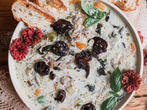 Soupe Vegan de Riz Sauvage, Légumes et Champignons