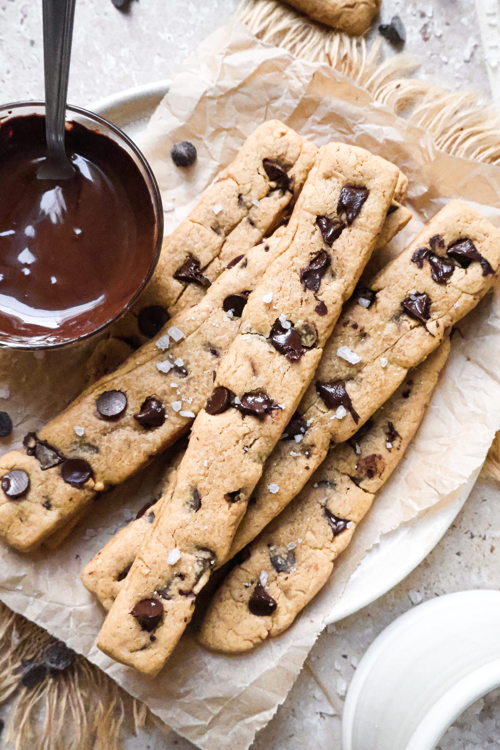 Barres de Cookies Vegan Tahini & Pépites de Chocolat