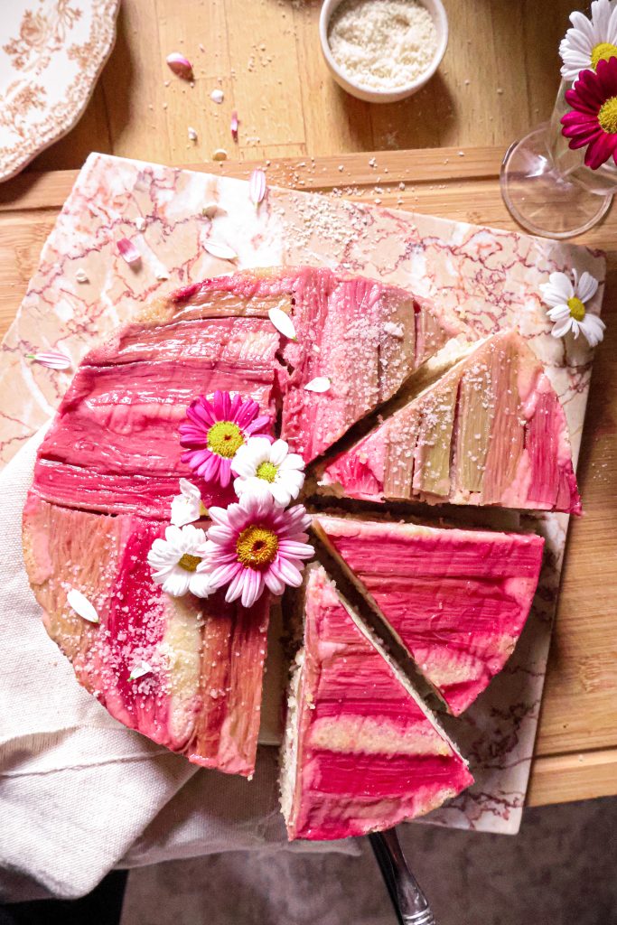 Gâteau Renversé Vegan à la Rhubarbe