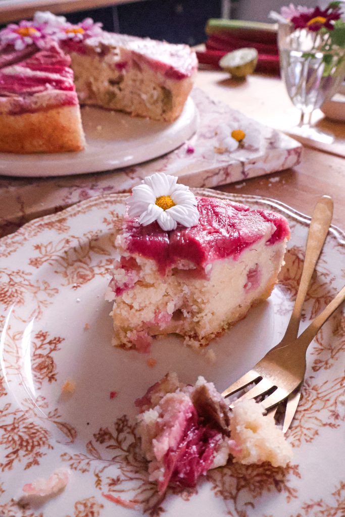 Gâteau Renversé Vegan à la Rhubarbe