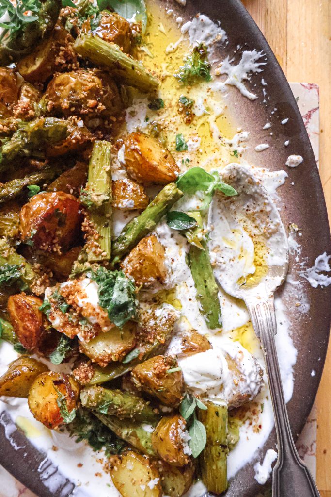 Pommes de Terre & Asperges Rôties au Four - Vegan