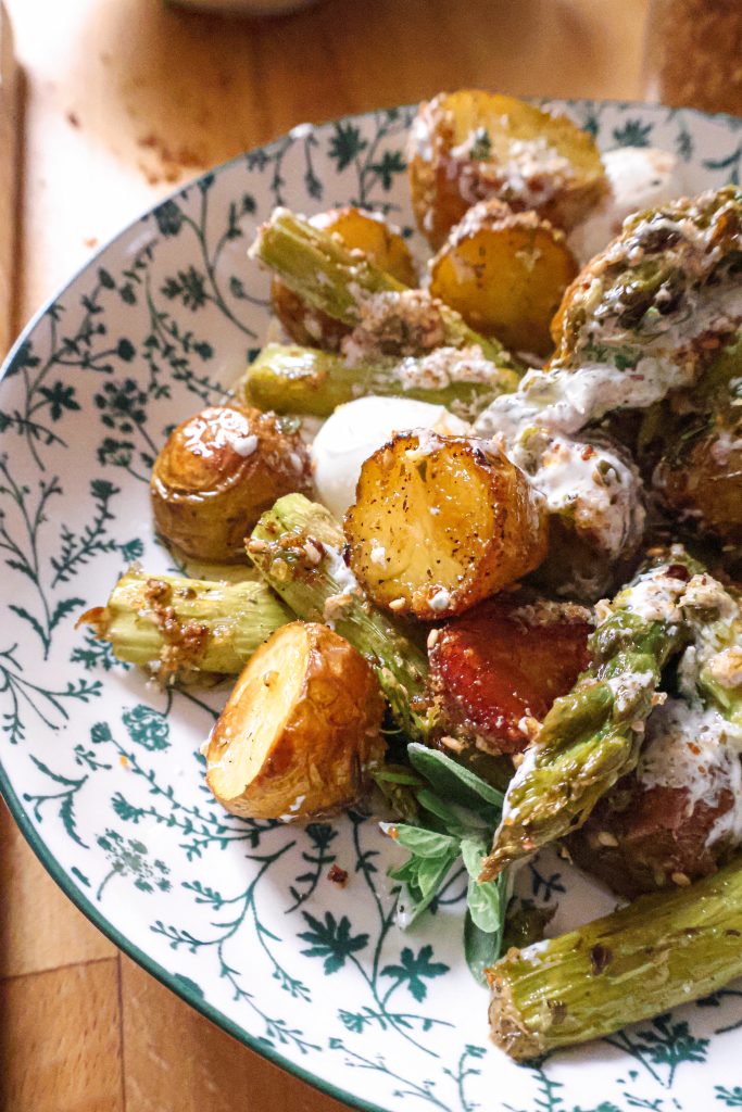 Pommes de Terre & Asperges Rôties au Four - Vegan