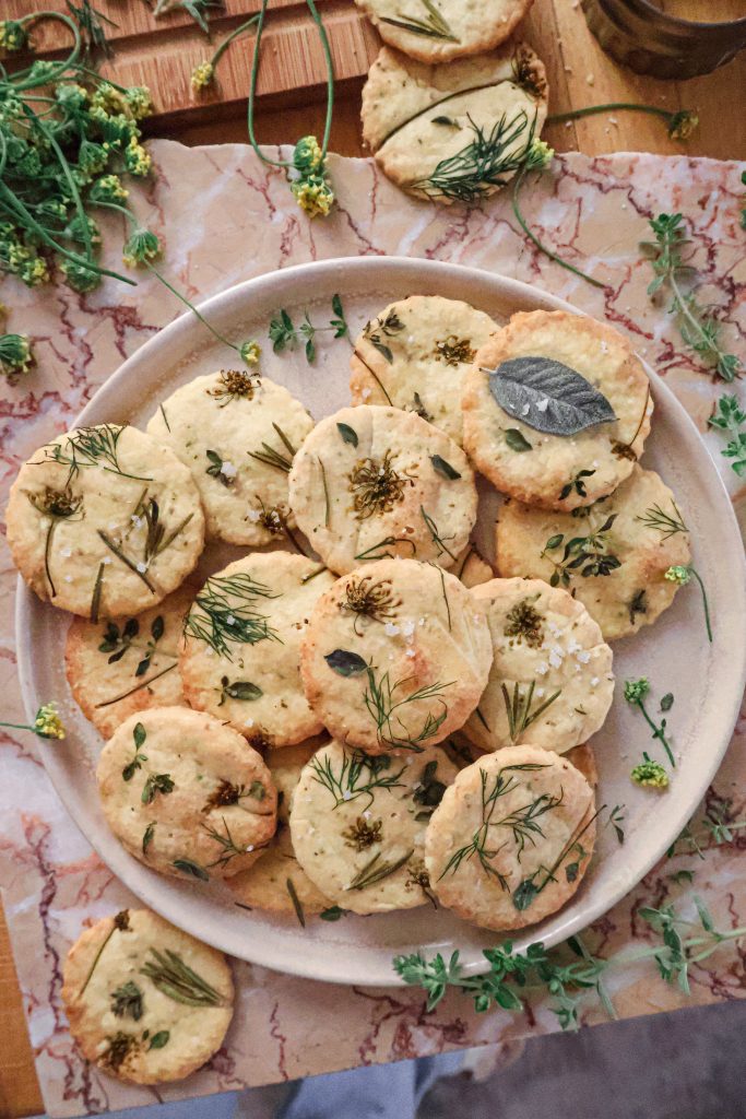 Biscuits Salés Vegan aux Herbes