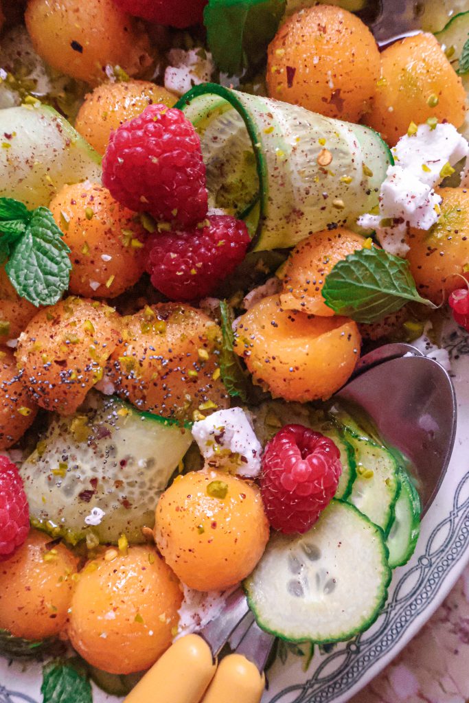 Salade Melon, Concombre, Feta Vegan & Framboises
