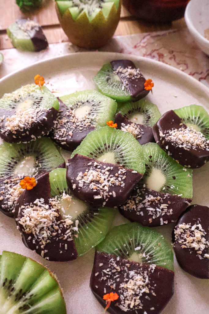 Kiwis Enrobés de Chocolat Noir Vegan