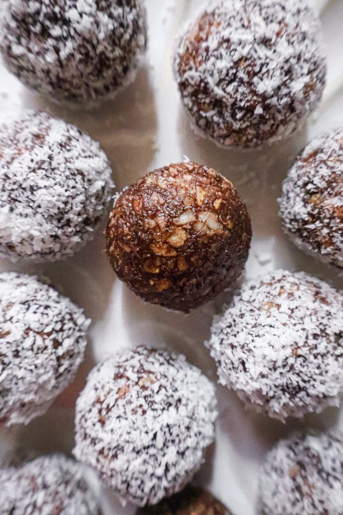 Bouchées Vegan Noix de Coco, Chocolat - Sans Cuisson, Sans Gluten