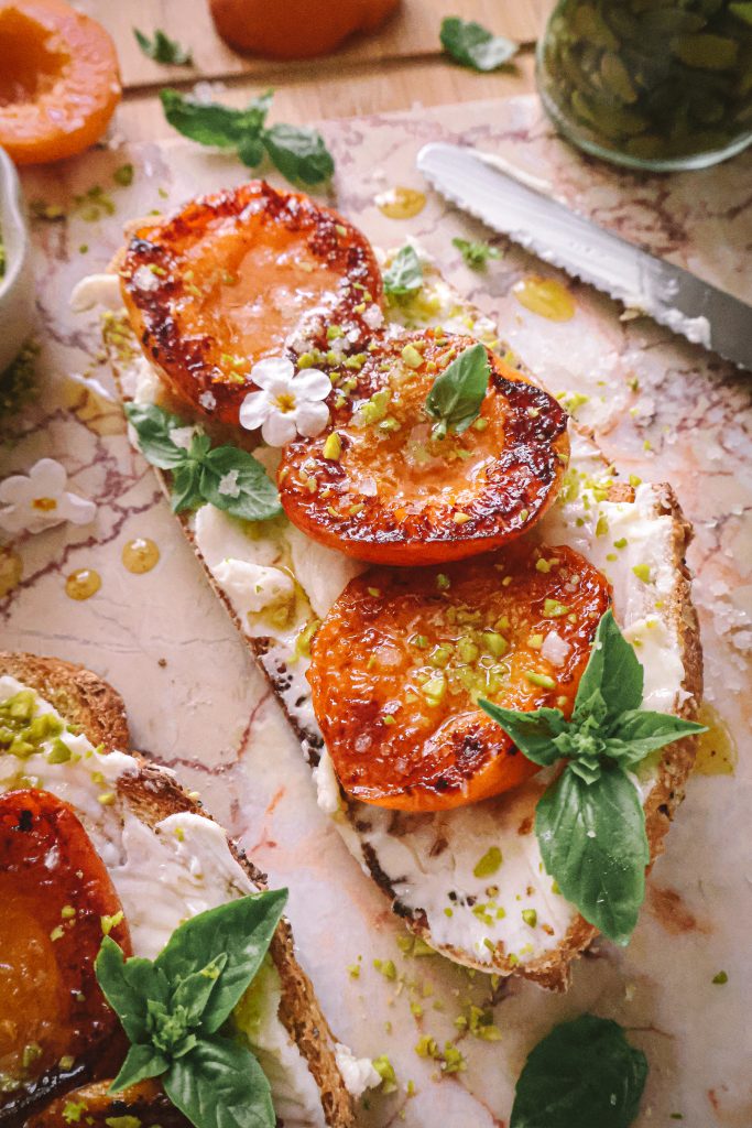 Toasts Abricots Caramélisés & Cream Cheese Vegan