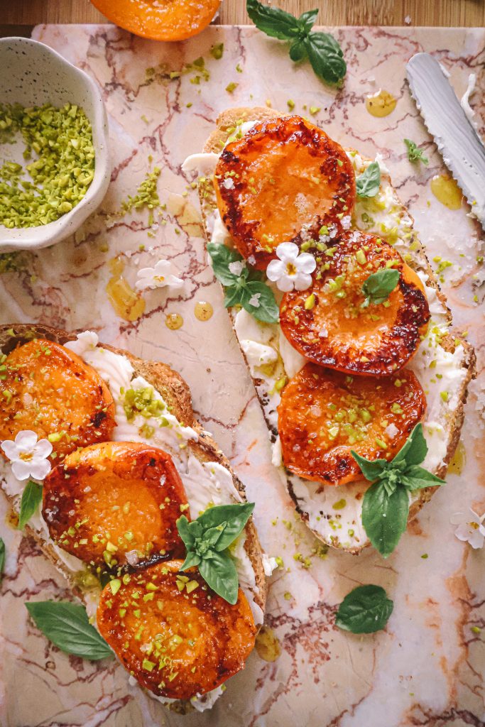 Toasts Abricots Caramélisés & Cream Cheese Vegan