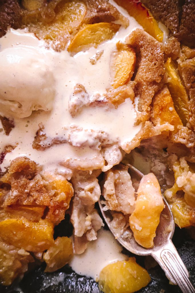 Cobbler aux Pêches Vegan Ultra Moelleux