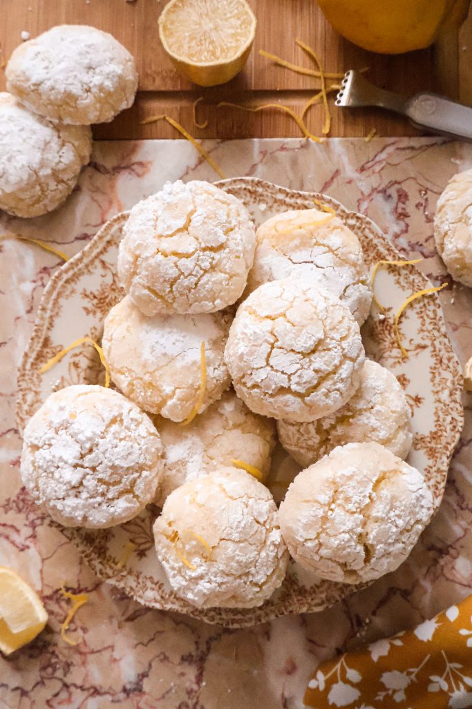 Biscuits Craquelés Vegan aux Pelures de Citron