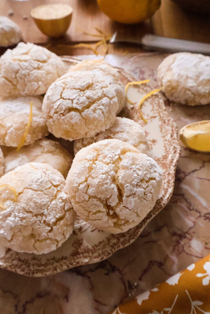 Biscuits Craquelés Vegan aux Pelures de Citron
