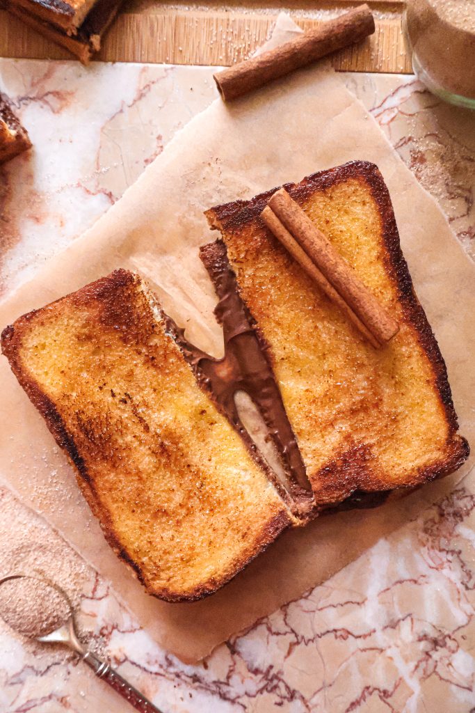 Toasts Sucre de Cannelle et Pâte à Tartiner Vegan