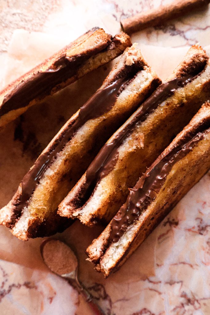 Toasts Sucre de Cannelle et Pâte à Tartiner Vegan