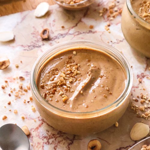 Crème Dessert Vegan au Praliné Sans Cuisson