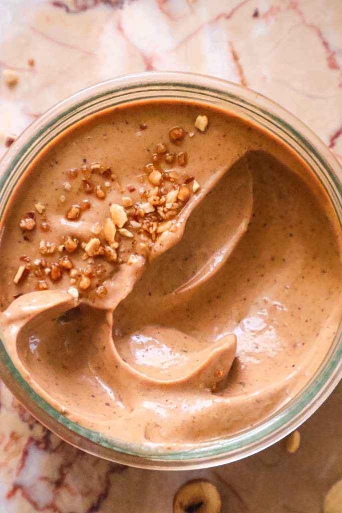 Crème Dessert Vegan au Praliné Sans Cuisson