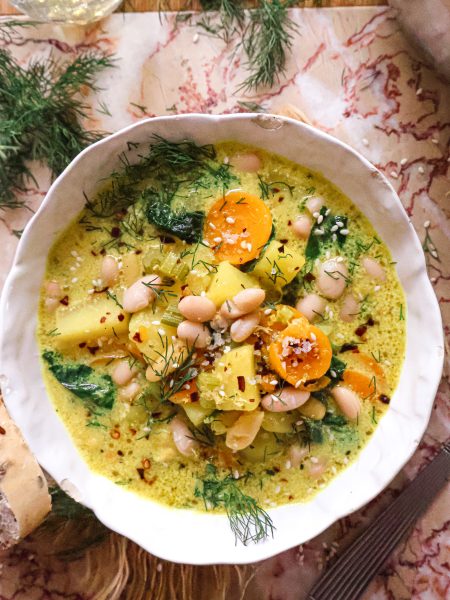 Soupe Vegan aux Haricots Blancs, Pommes de Terre, Citron et Aneth