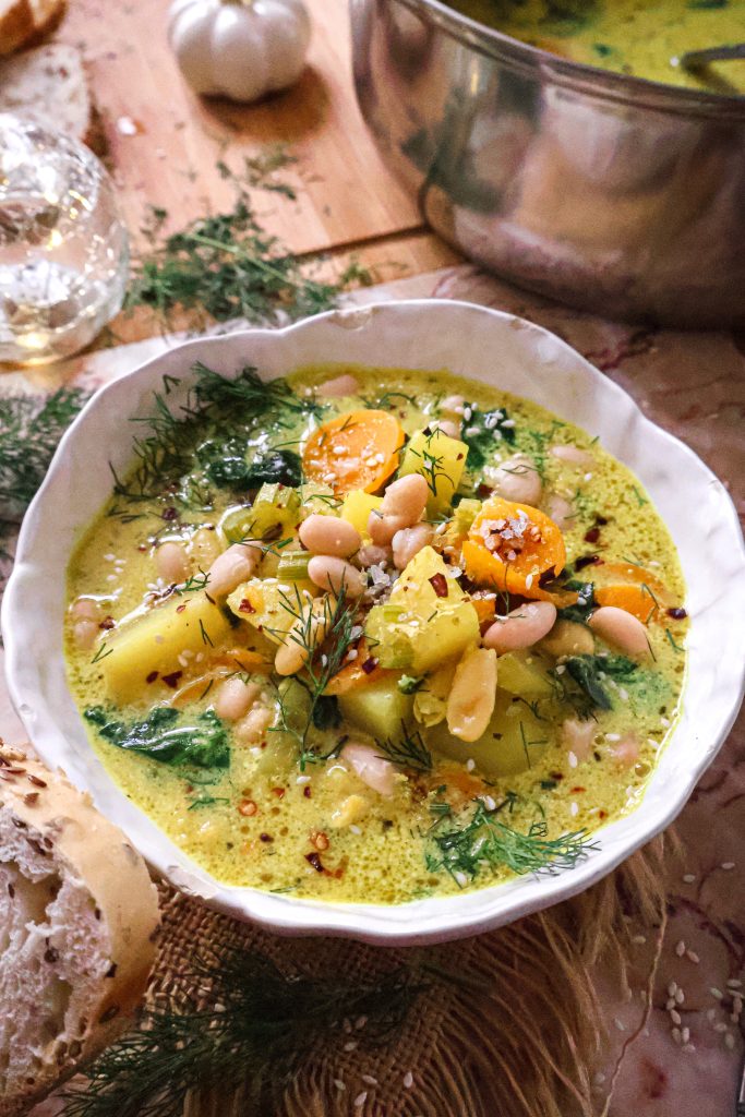 Soupe Vegan aux Haricots Blancs, Pommes de Terre, Citron et Aneth