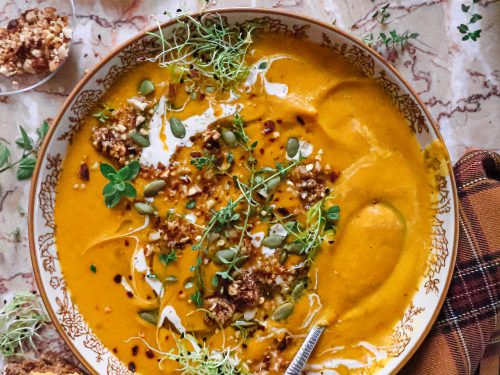 Soupe Vegan de Butternut, Carottes & Patate Douce Rôties au Four